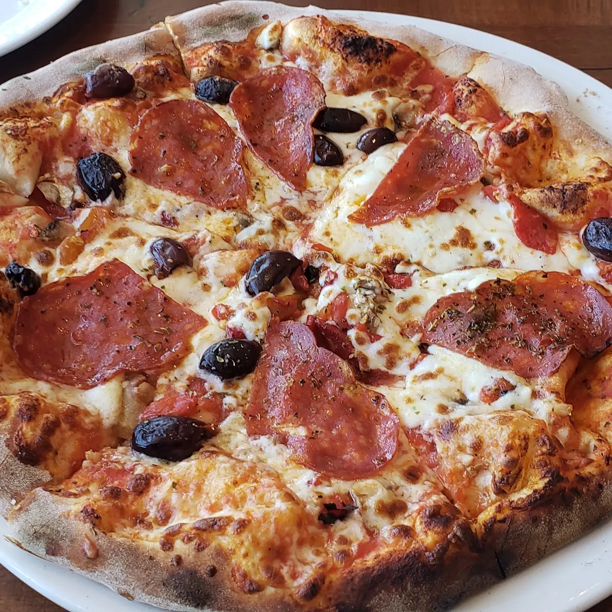 Calabrese Pizza, Antica Pizzeria & Ristorante