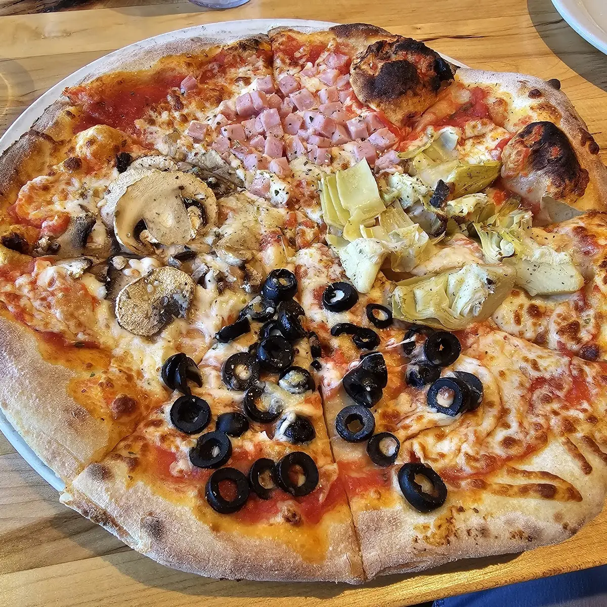 Capricciosa, Antica Pizzeria & Ristorante