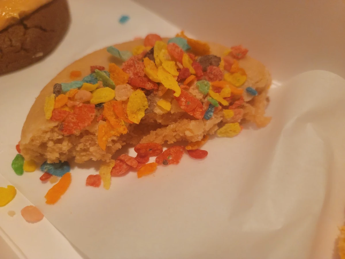 Fruity Pebbles Cookies