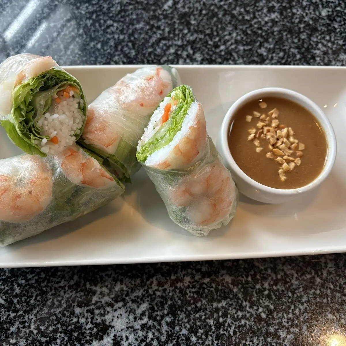 Fresh Spring Rolls with Shrimp