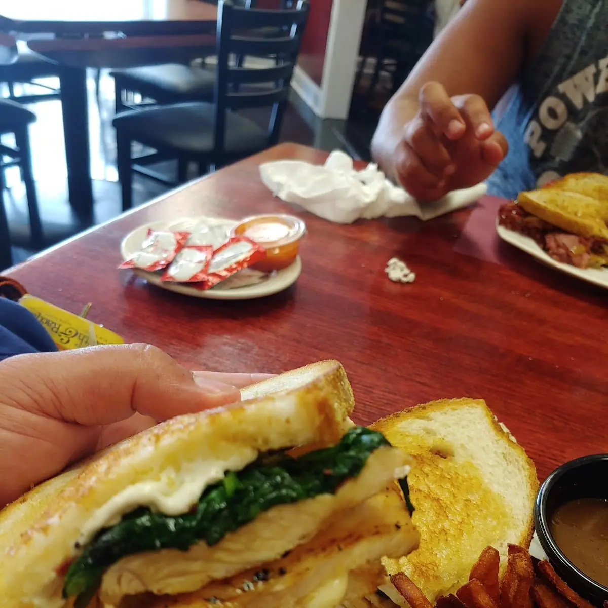 Chicken Sandwich with Spinach Fresh Mozzarella