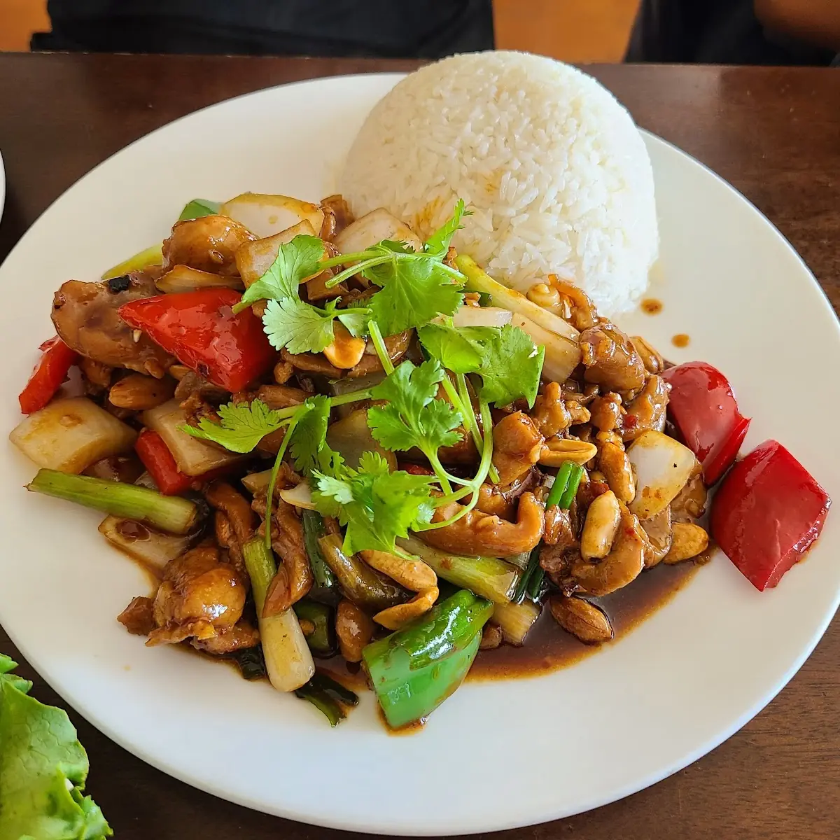 Chicken with Cashew Nuts