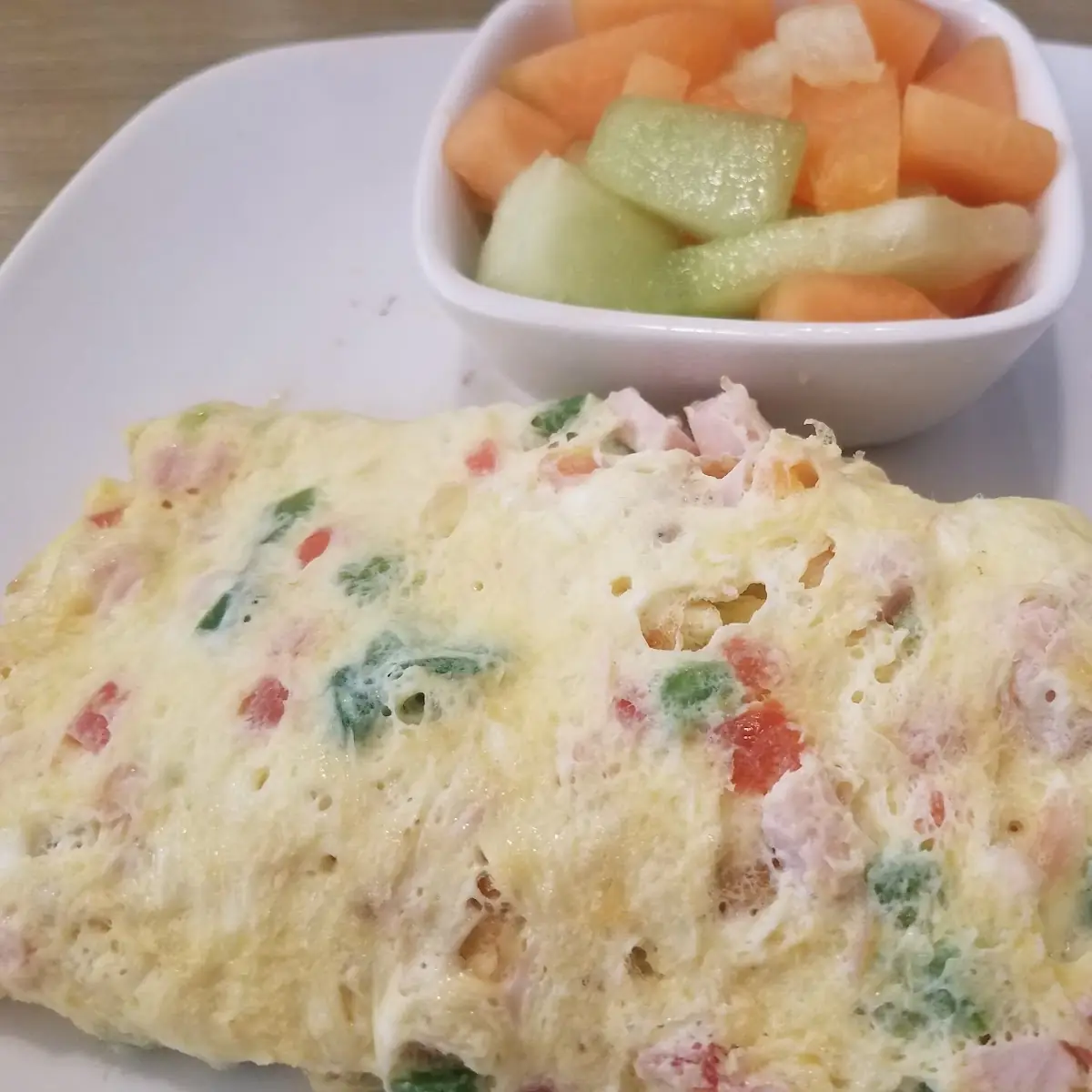Egg White Omelette w Turkey & Spinach