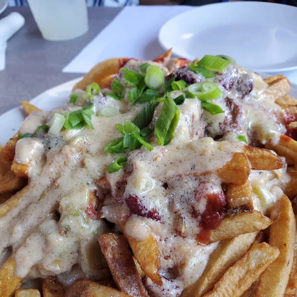 Chili Queso Fries