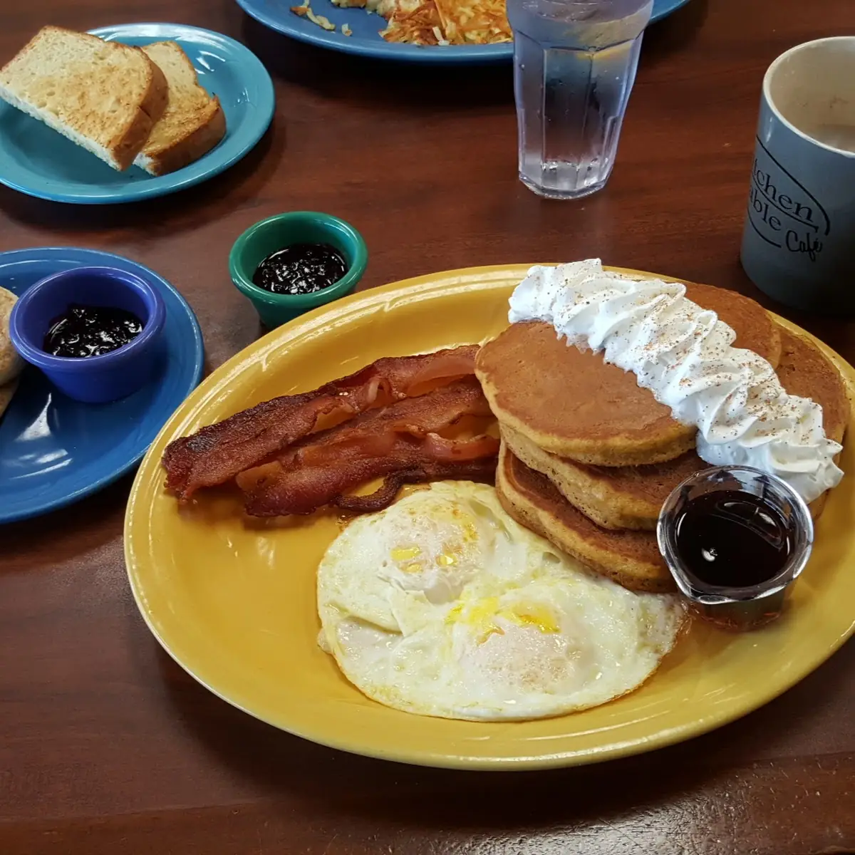 Apple Pie Pancakes Combo