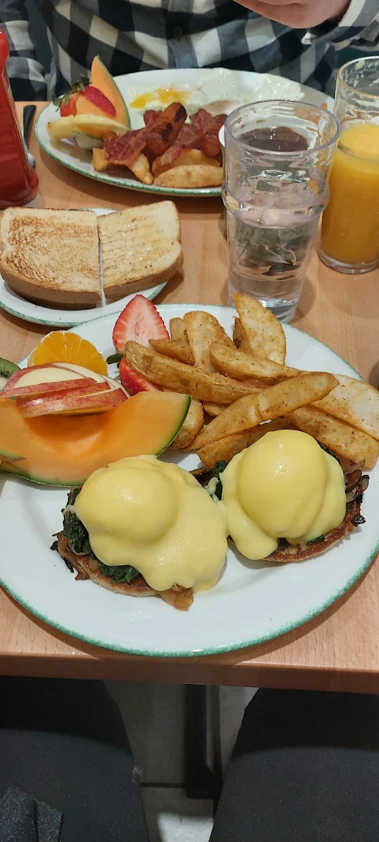 Hollandaise Sauce, Cora Breakfast and Lunch