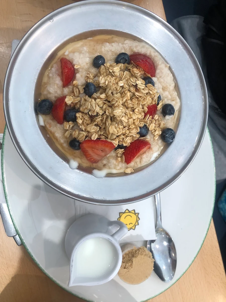 Oatmeal, Cora Breakfast and Lunch