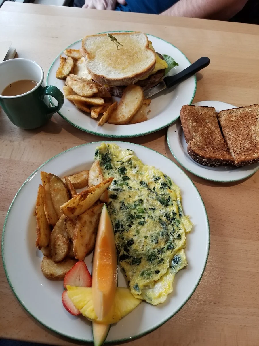 Spinach and Cheese Omelette, Cora Breakfast and Lunch