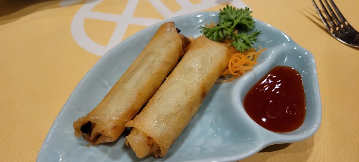 Egg Roll, Cynthia's Chinese Restaurant - Oakville