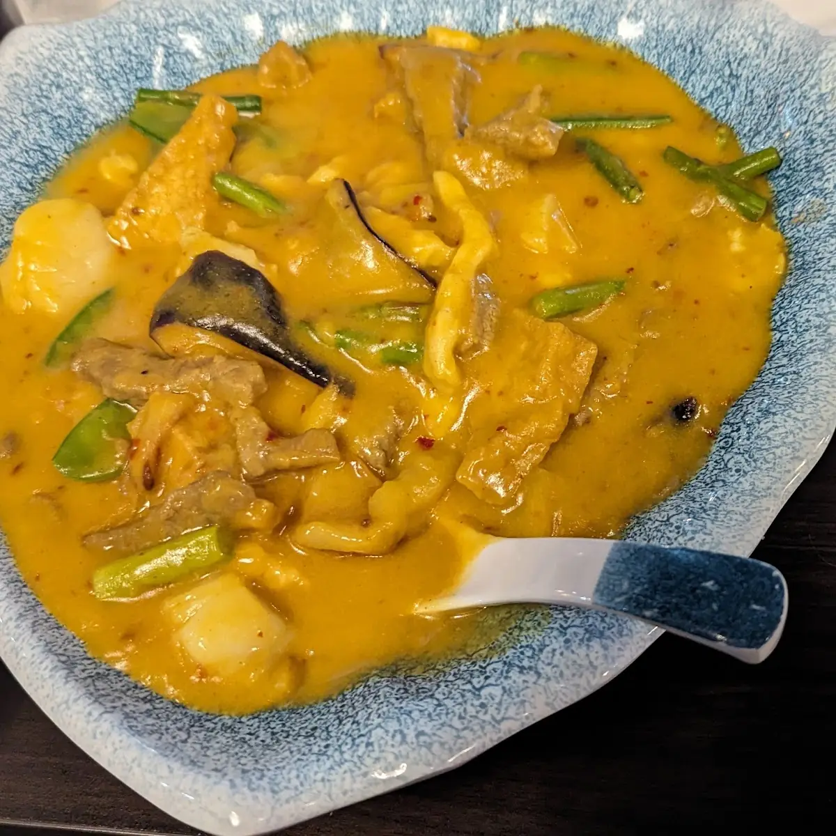 Curry Seafood Hot Pot