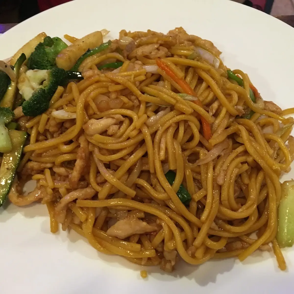 Chicken Lo Mein