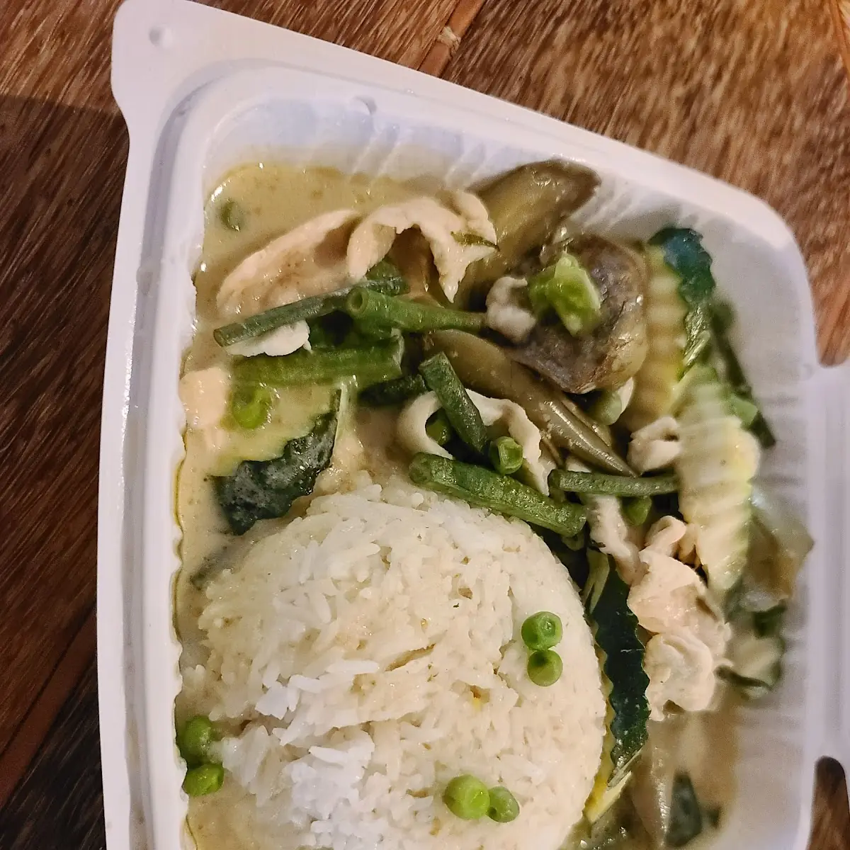 Green Curry Chicken