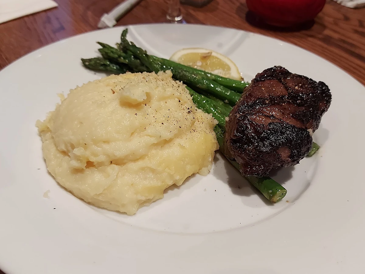 Sirloin Steak with Mashed Potatoes, State & Main