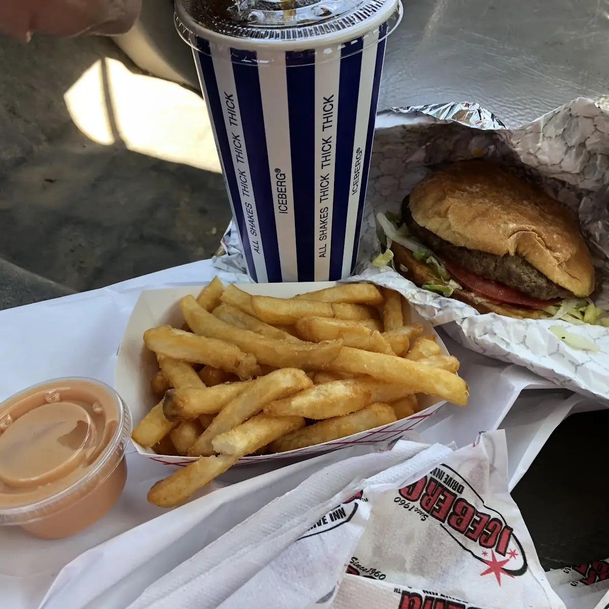 1 4 lb Cheeseburger Meal