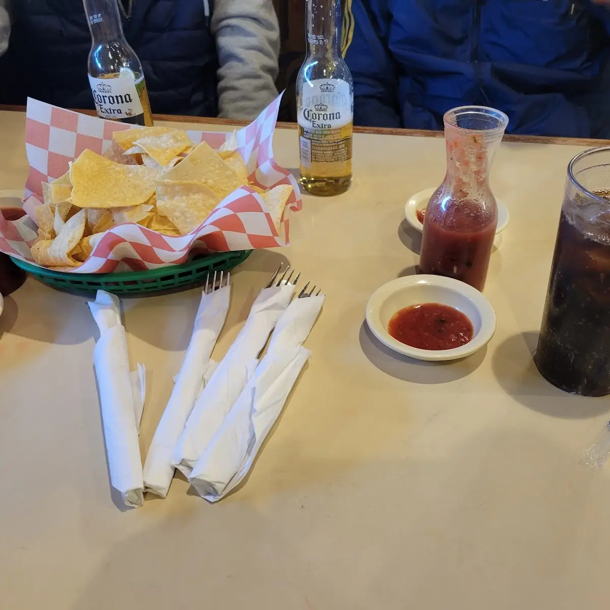 Extra Chips & Salsa