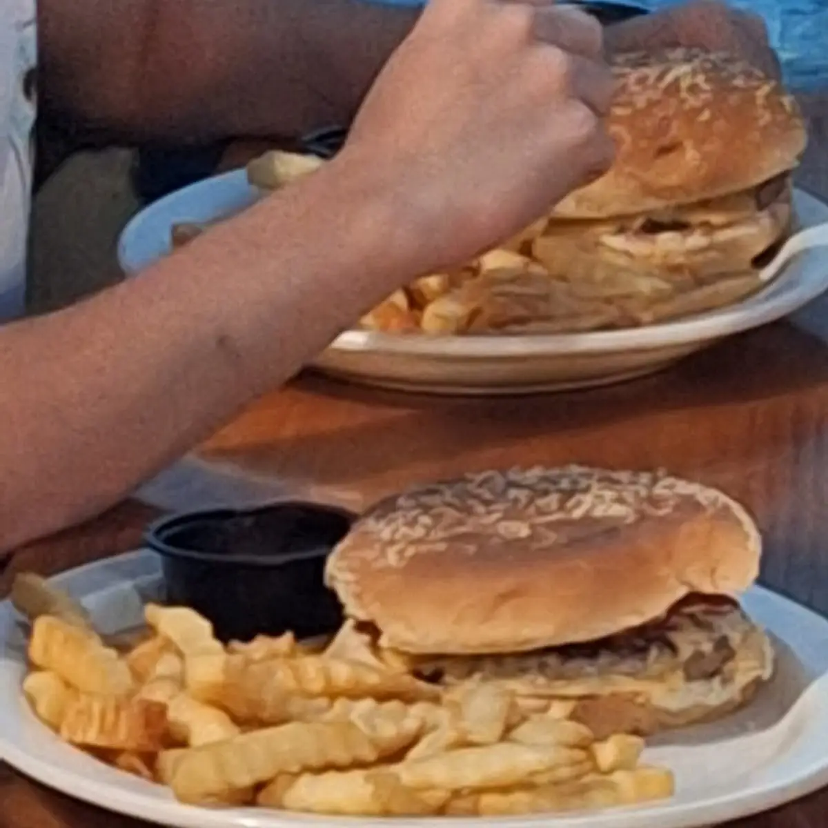 Cheeseburger Deluxe