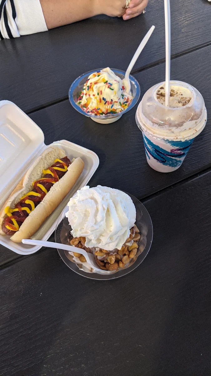 Hot Dog Rocky Mountain Sundae and Flurry