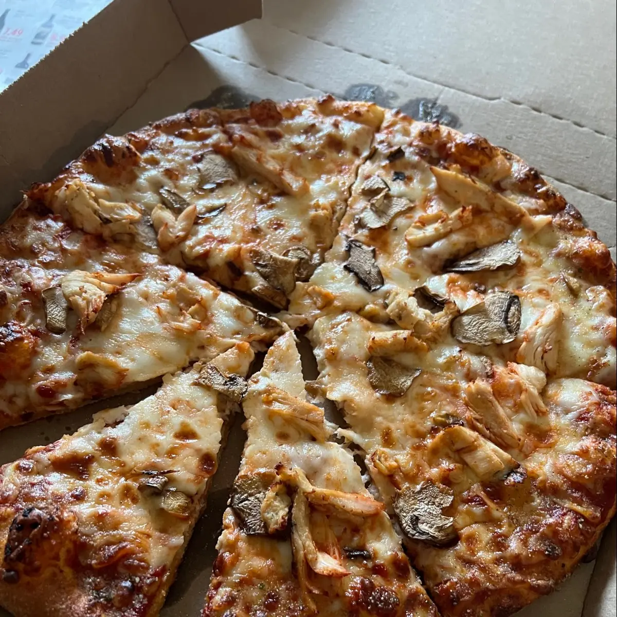 Premium Chicken Pizza
