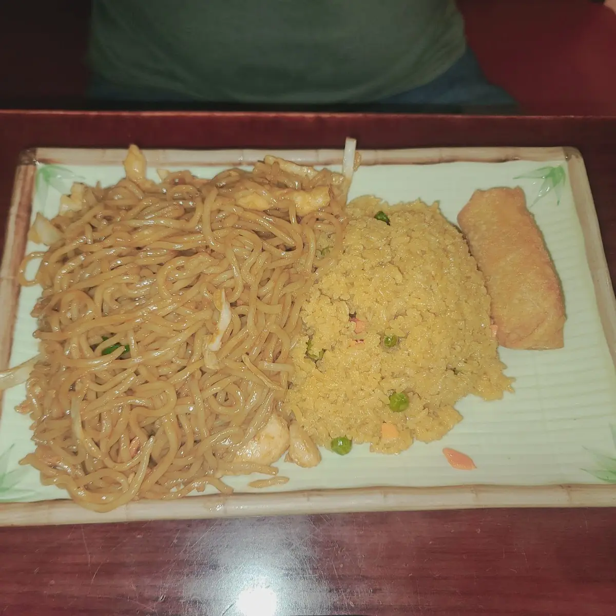 Chicken Lo Mein