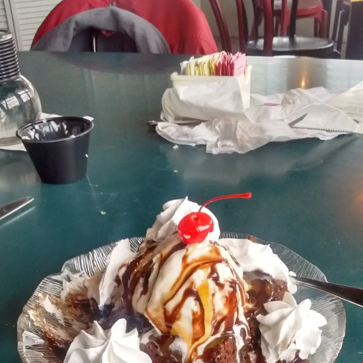 Hot Fudge Brownie Sundae