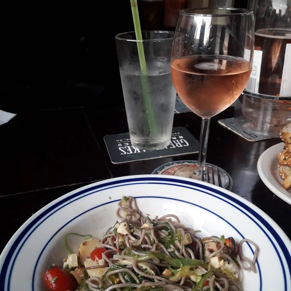 Wakame Seaweed & Soba Noodle Salad V
