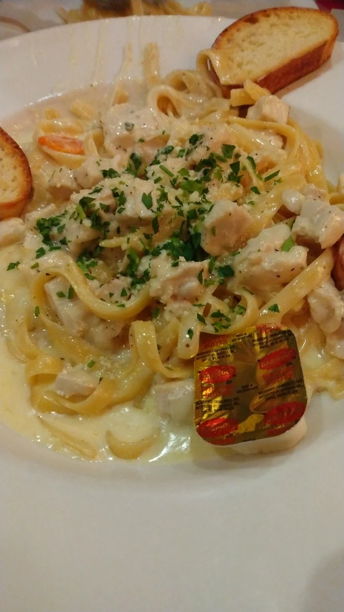 Chicken Fettuccine Alfredo