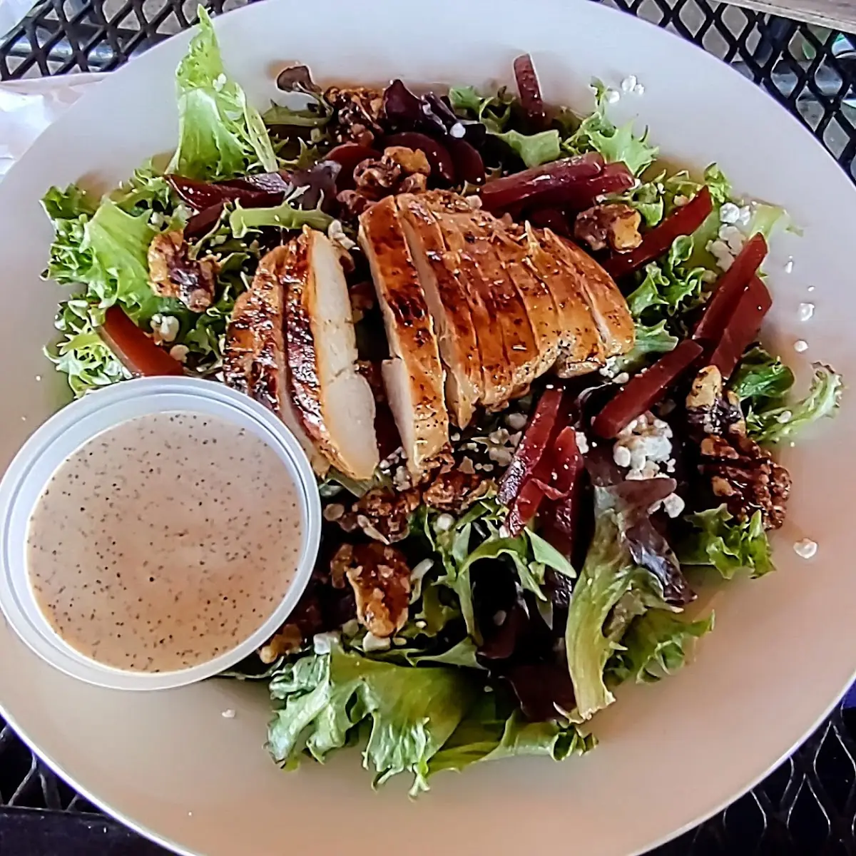 Beet & Goat Cheese Salad
