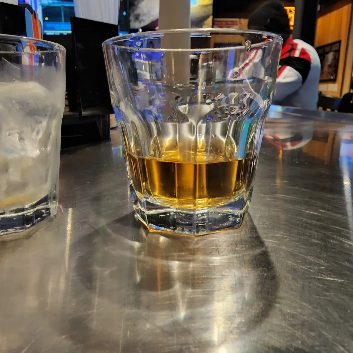 Apple Crown Ginger Ale