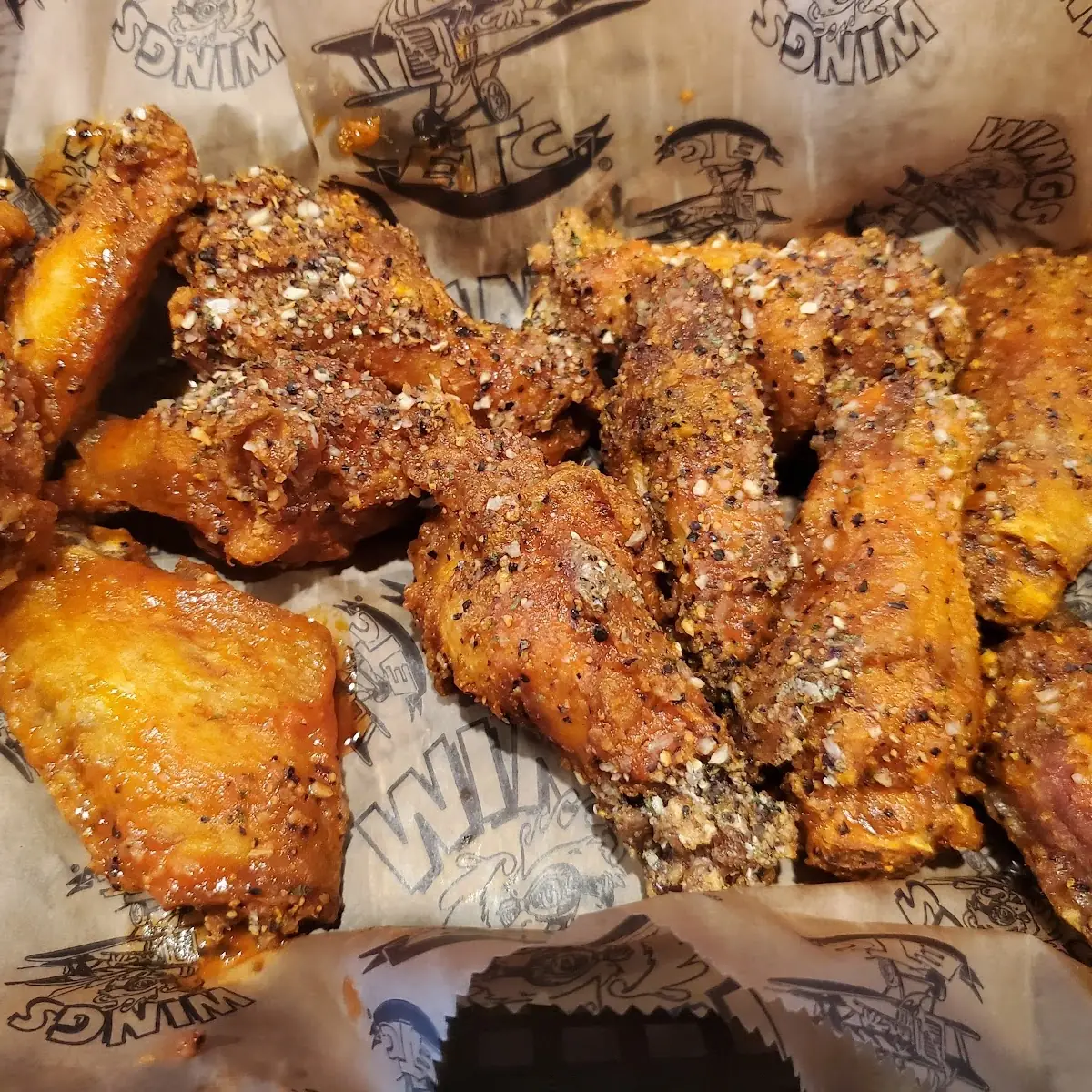 Hot Wings with Lemon Pepper