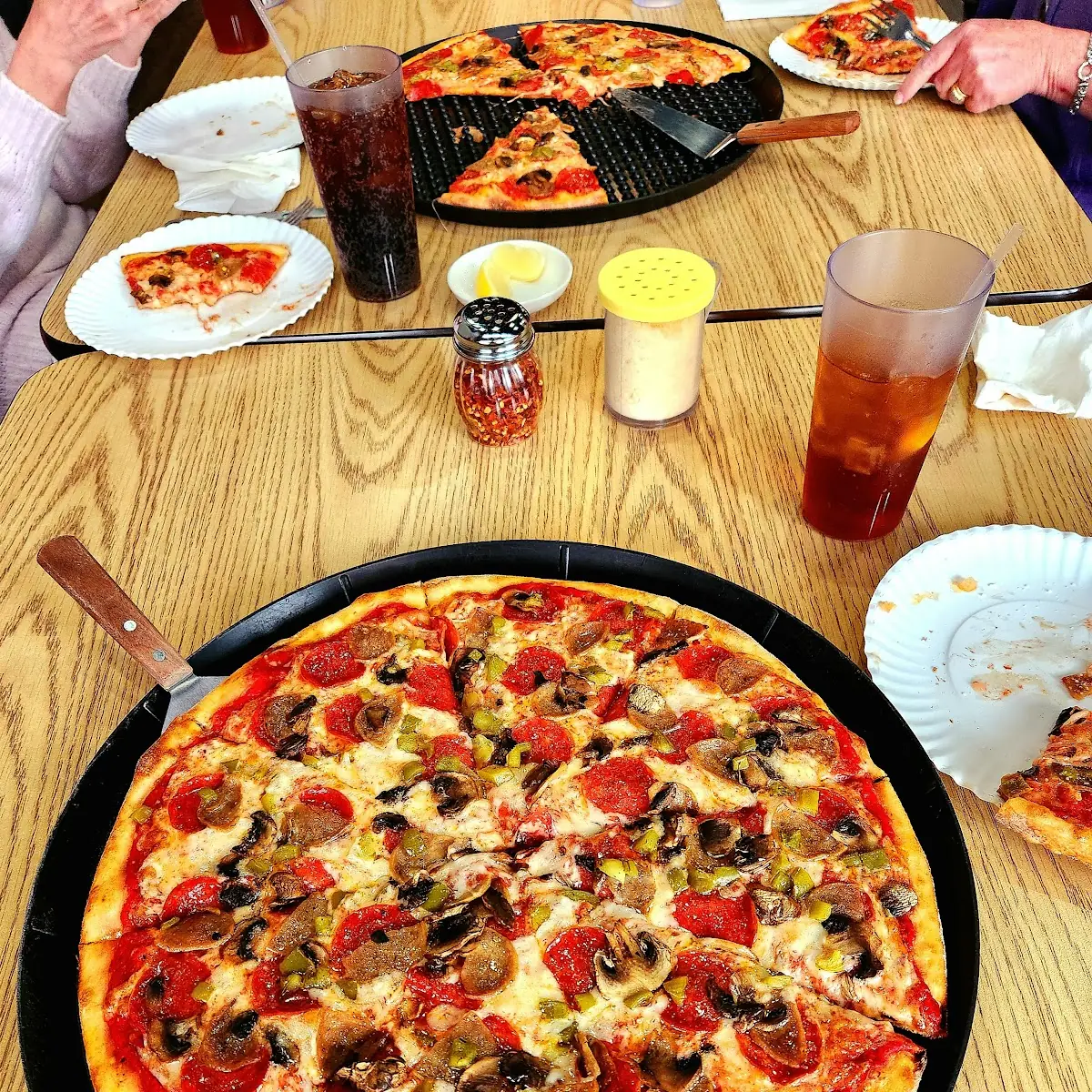 Large Supreme Pizza
