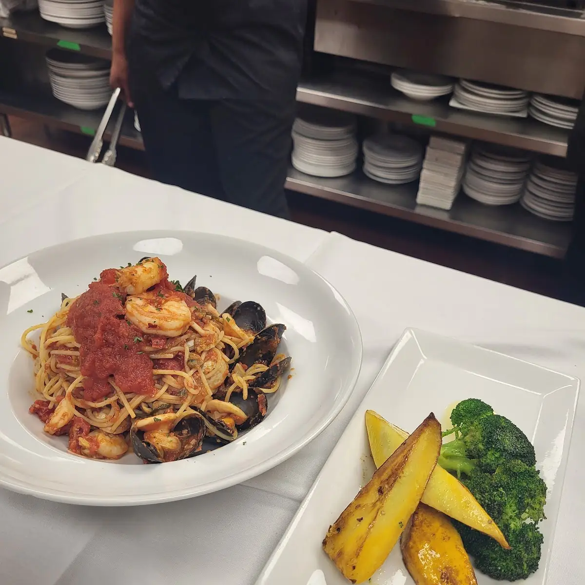 Pappardelle Anatara Confit, Carpaccio Restaurant Niagara