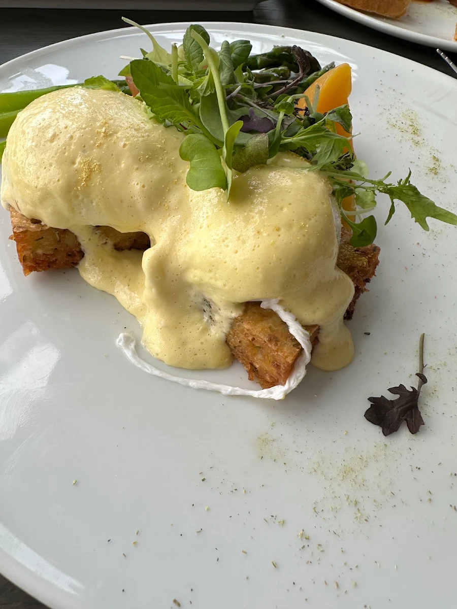 Eggs Benny, Muse at Wakefield Mill Hotel and Spa