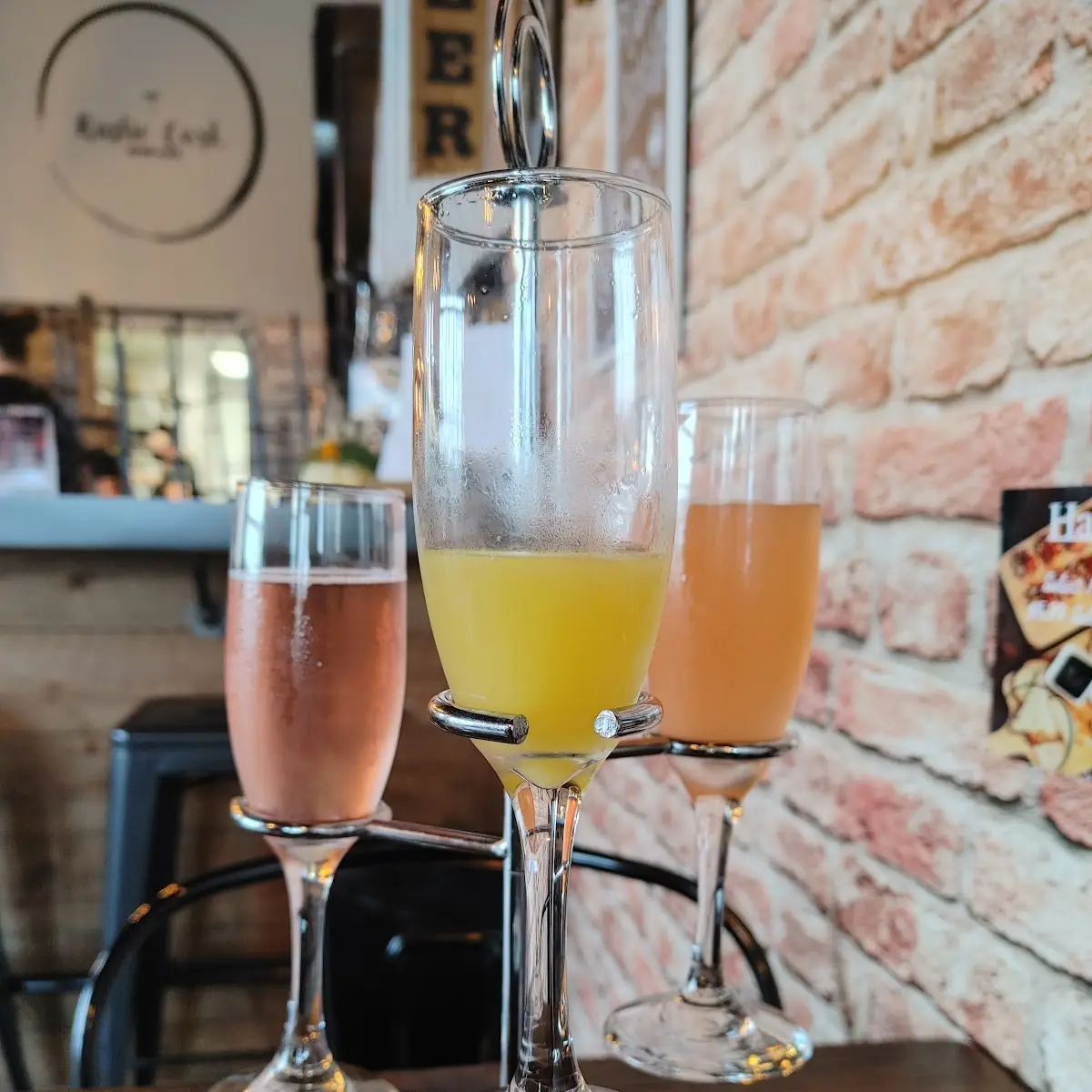 Mimosa Flight