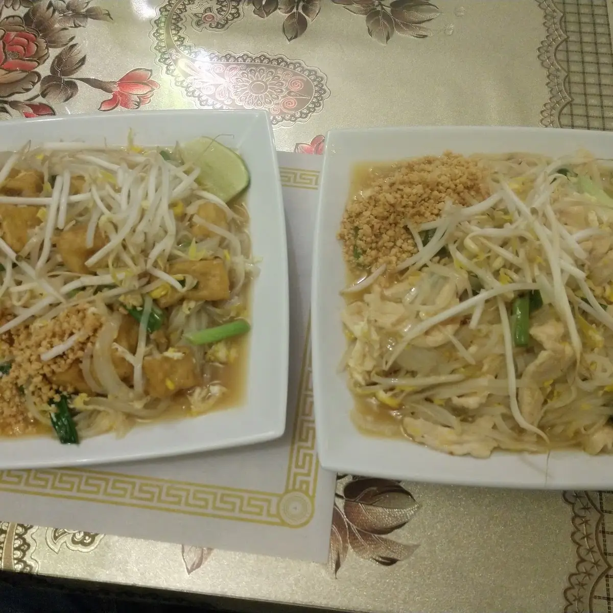 Pad Thai Chicken Right