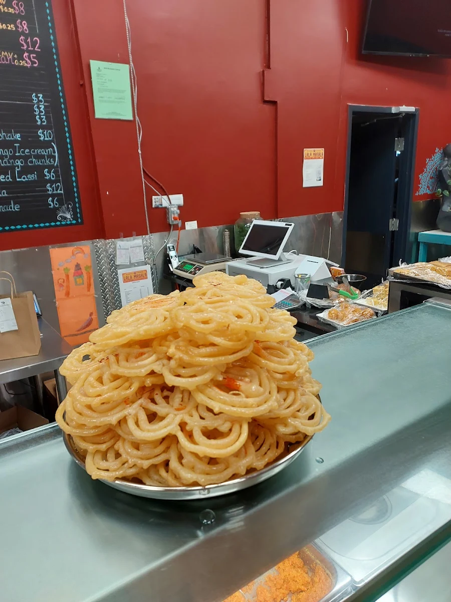 Jalebi Lb, Lala Masala