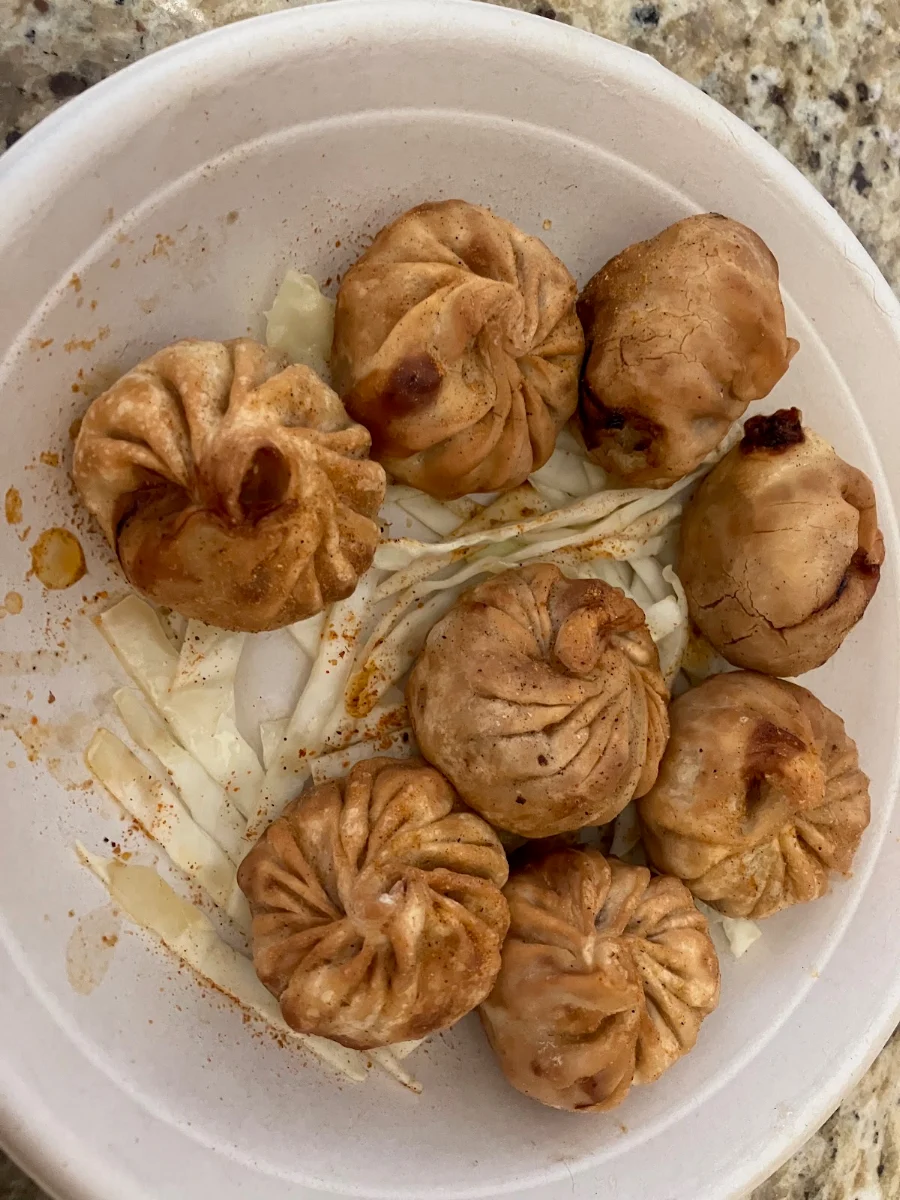 Momos 8 Pieces, Lala Masala