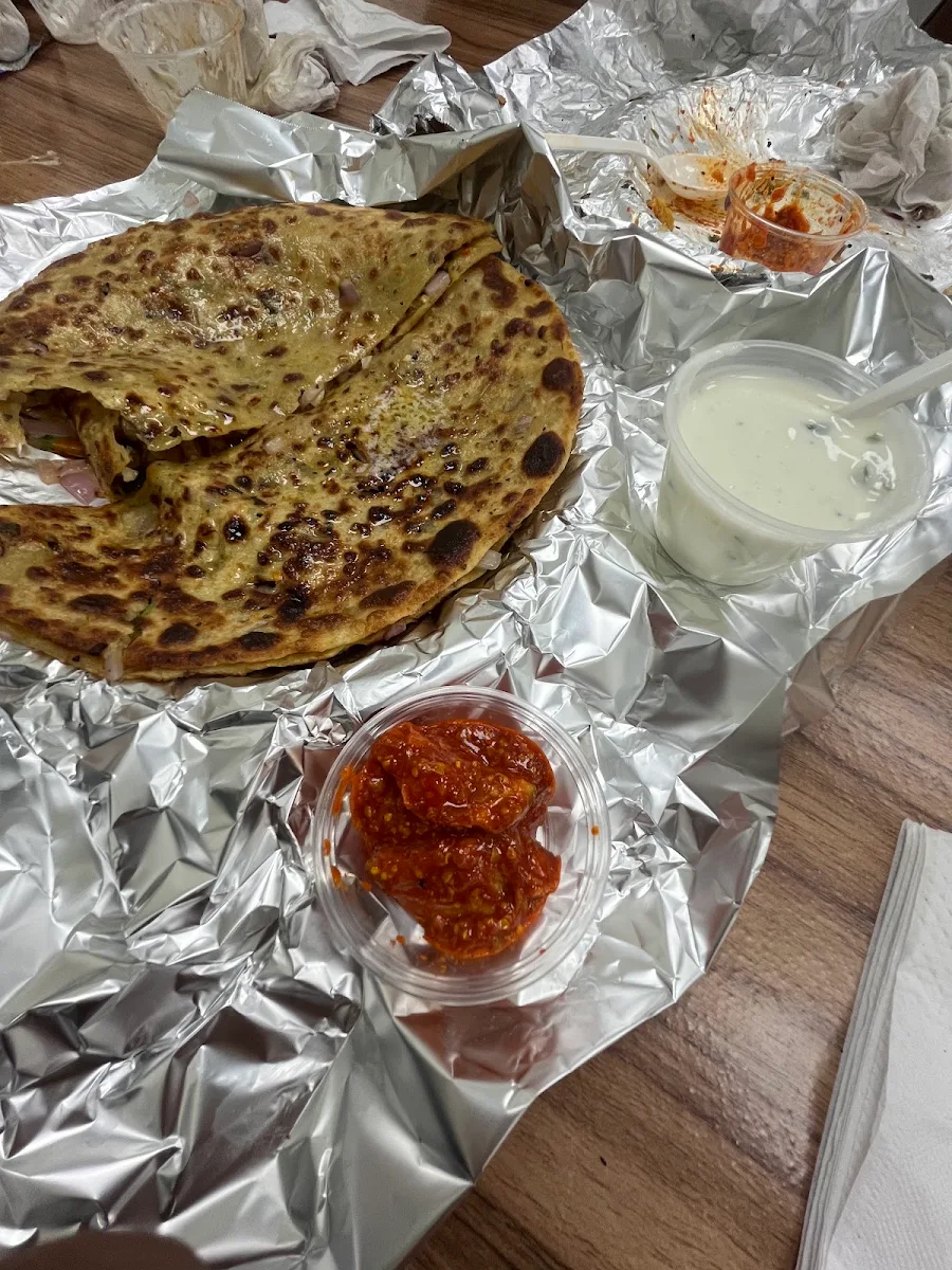 Onion Paratha, Lala Masala