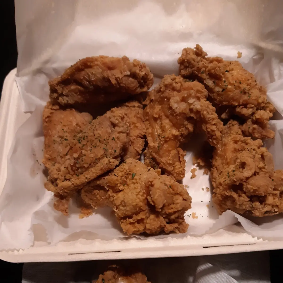Moist Chicken Wings Without Sauce