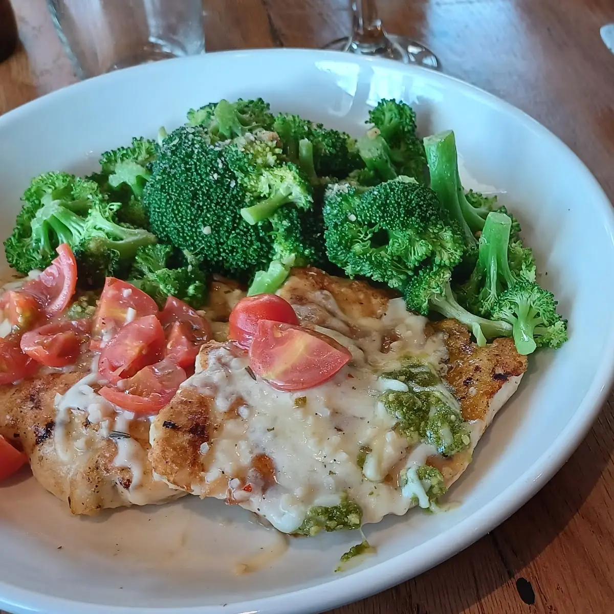 Grilled Chicken Margherita