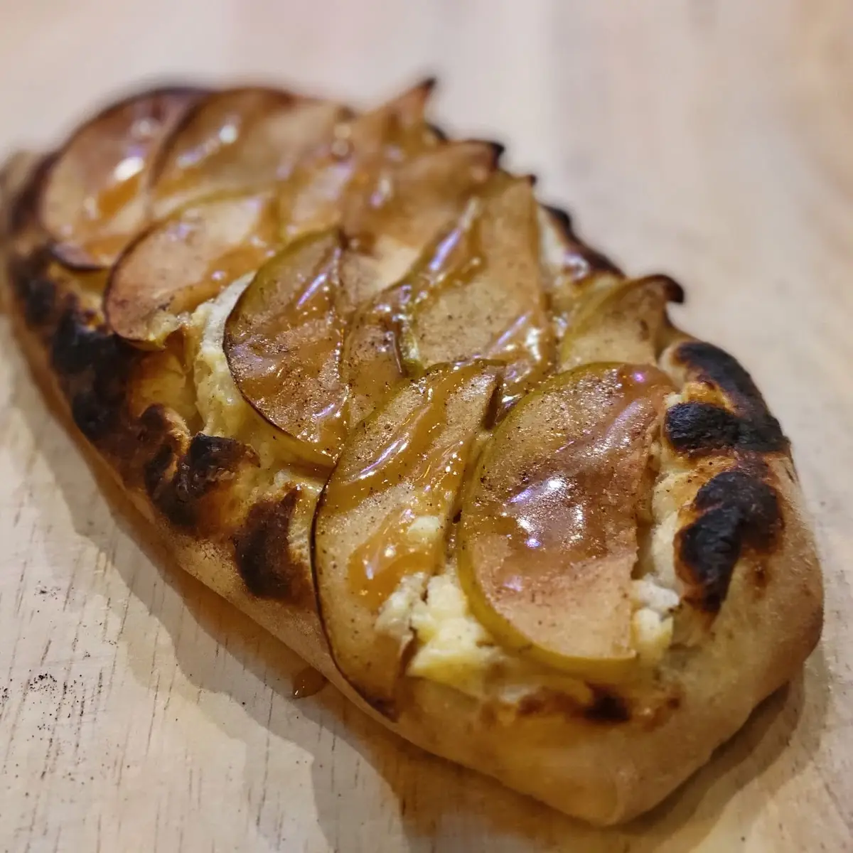 Apple Cinnamon Dessert Pizza