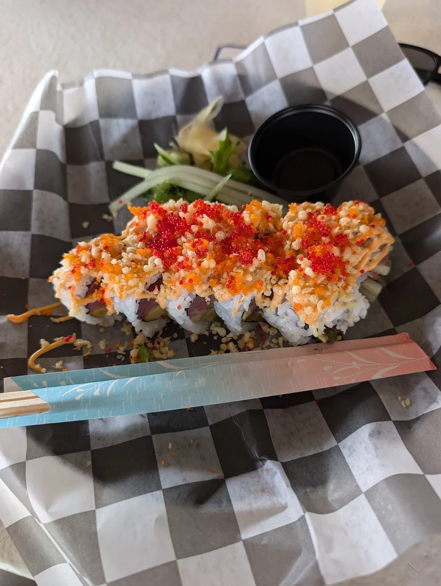 Crunchy Tuna Roll