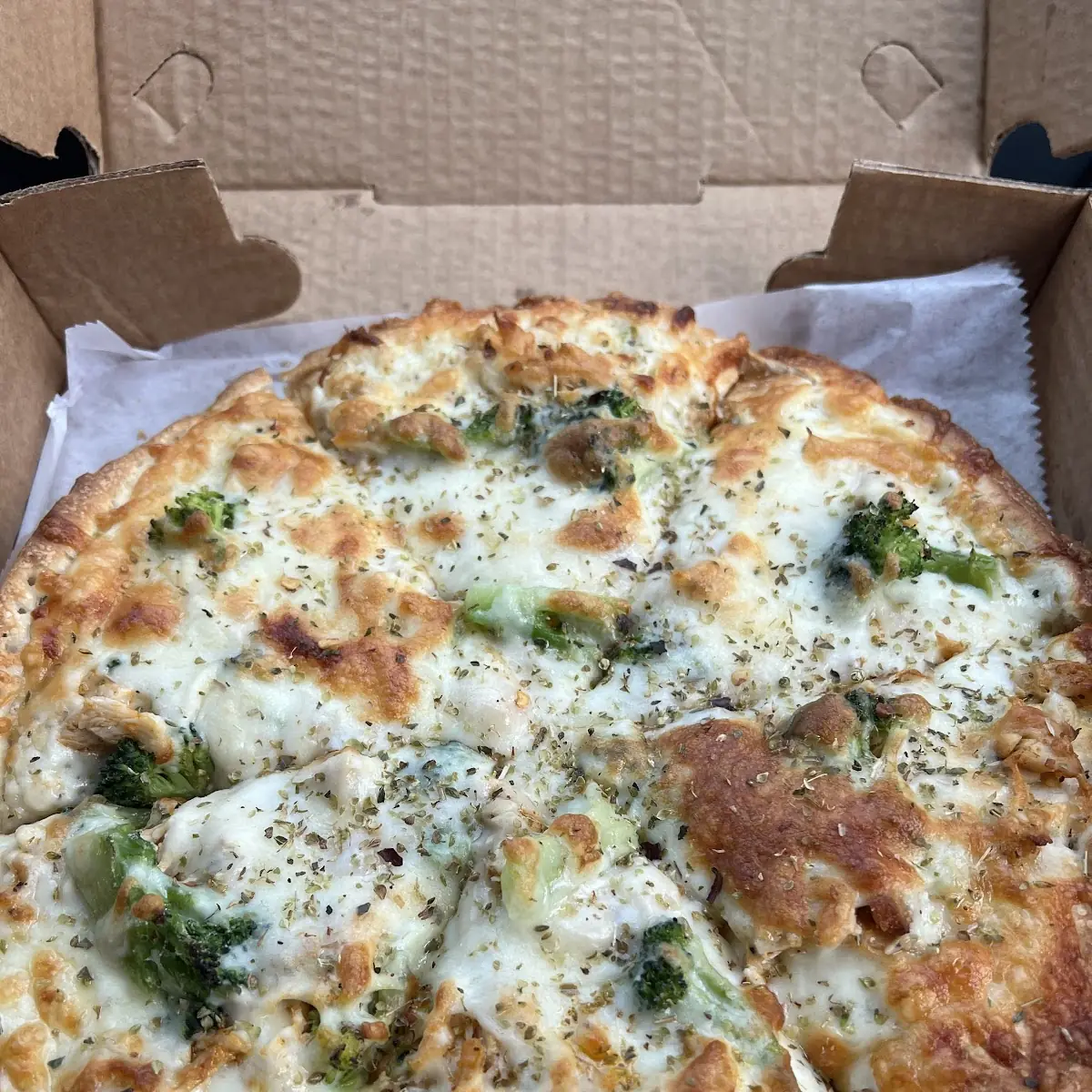 Chicken Alfredo Pizza