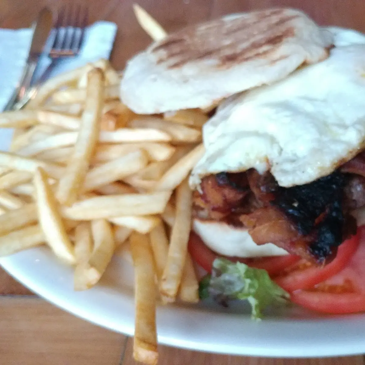 Burger w Pepper Jack Cheese