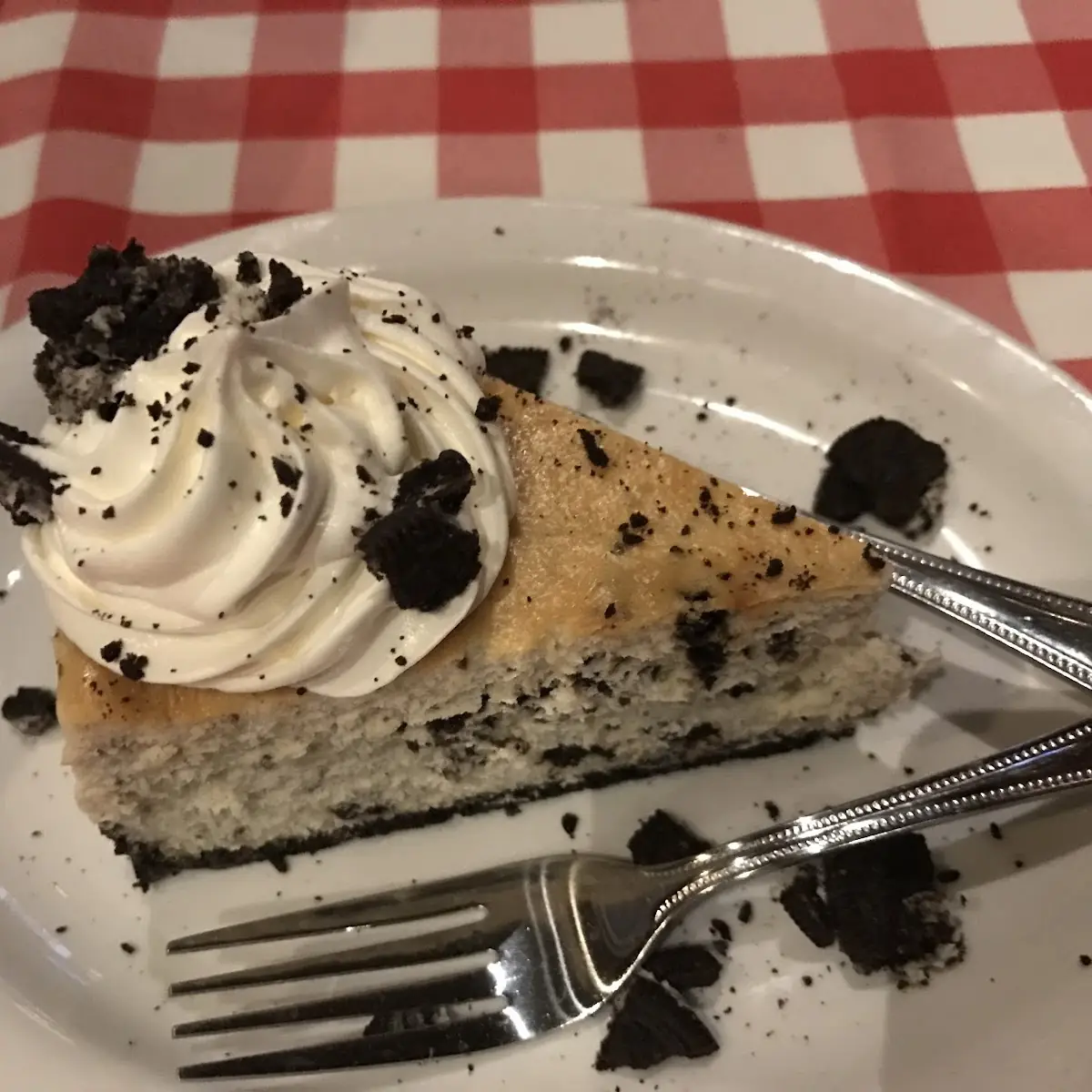 Oreo Cookie Cheesecake