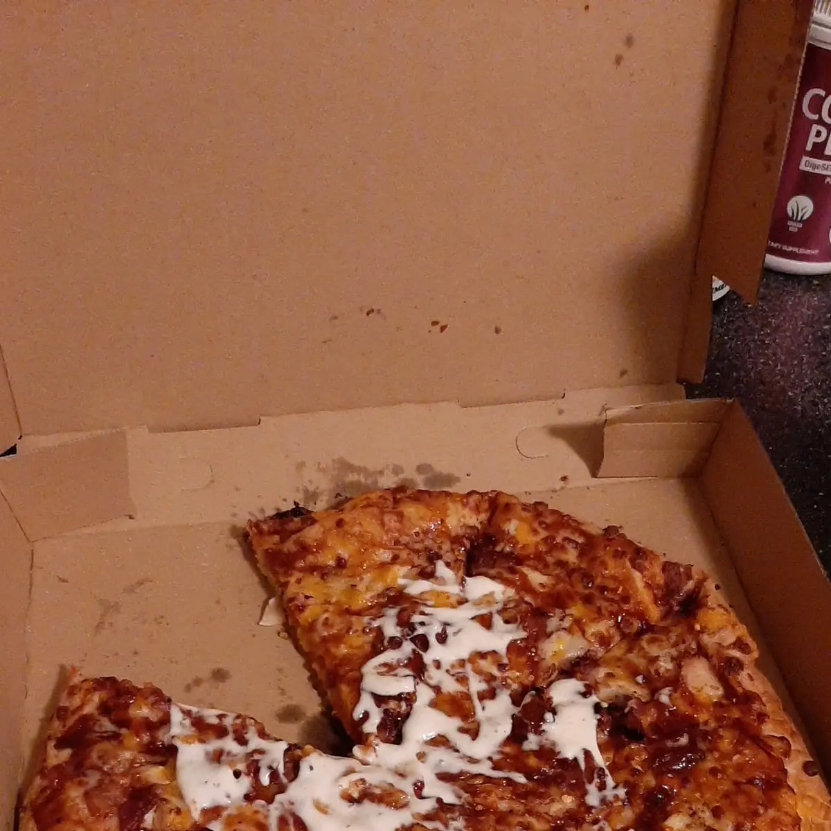 BBQ Chicken Pizza 10