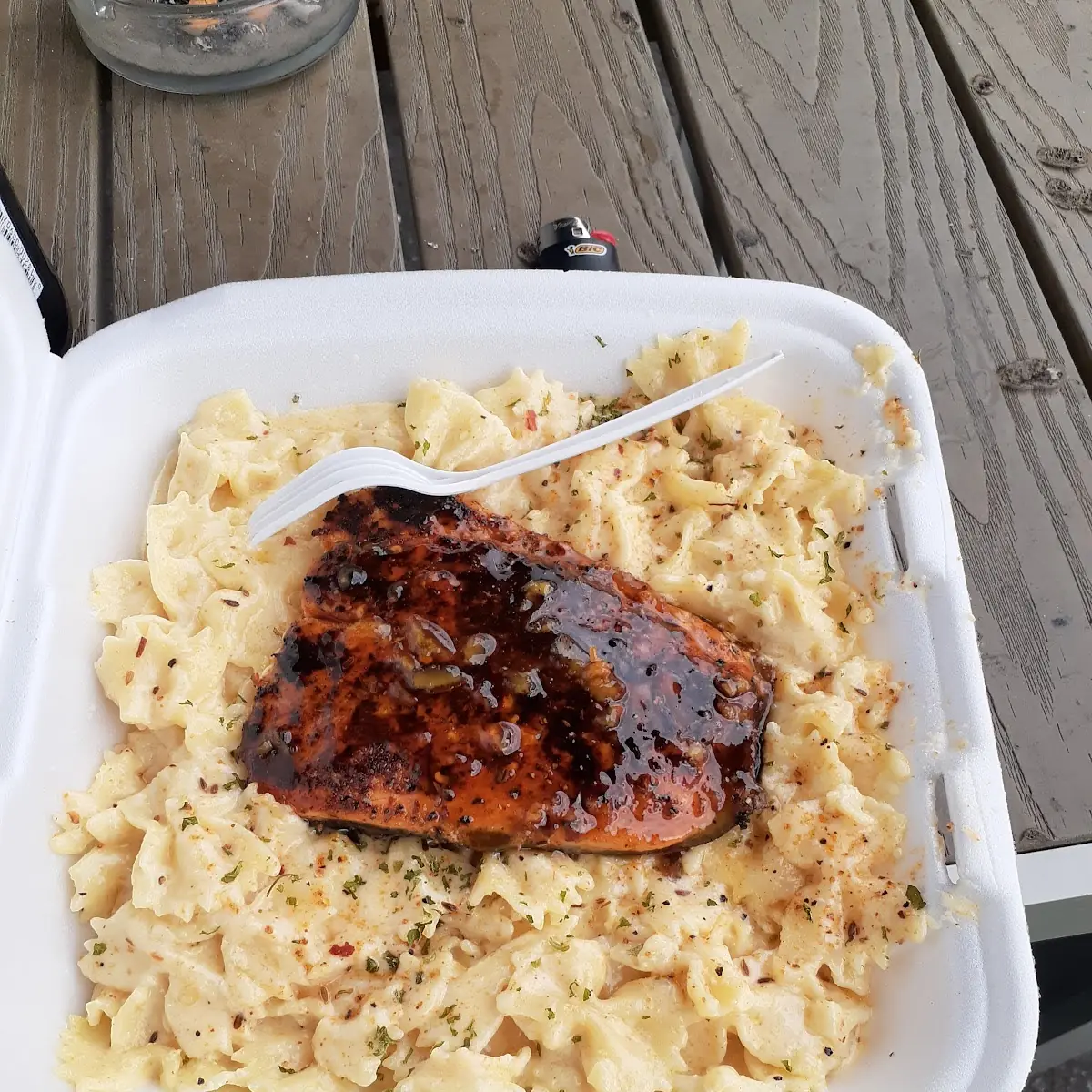 Salmon Alfredo Pasta