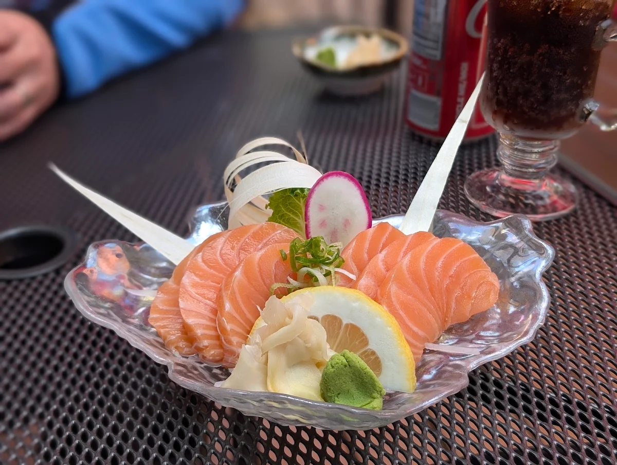 Salmon Sashimi, Sushi Wara