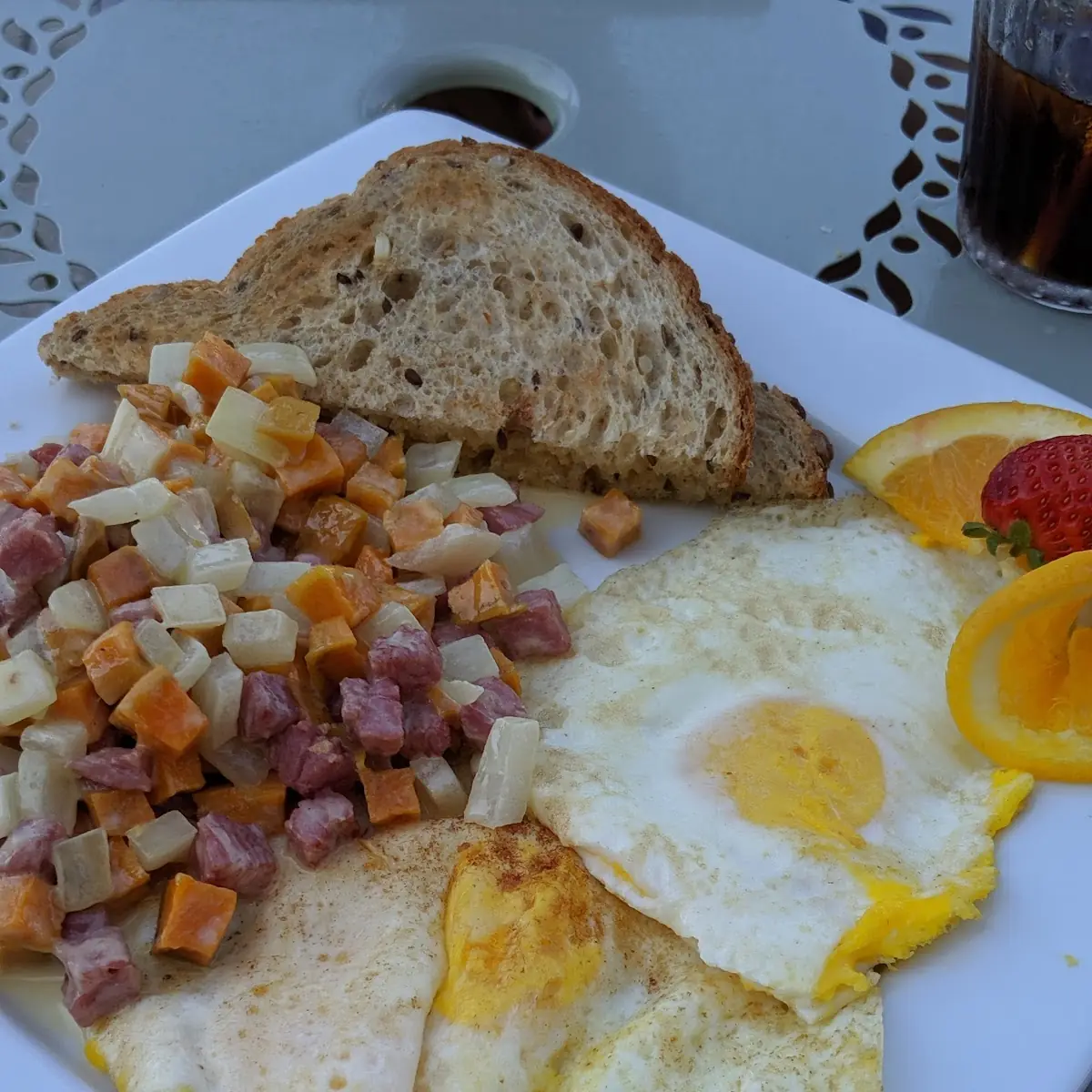 Eggs & Home Fries