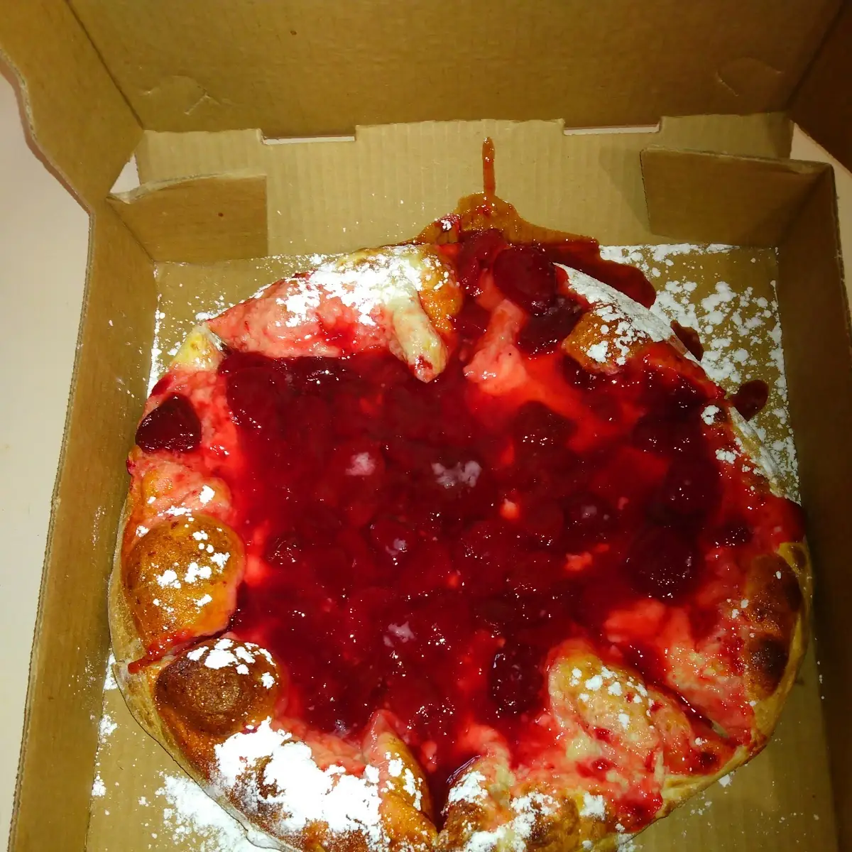 Dessert Pizza-Strawberry