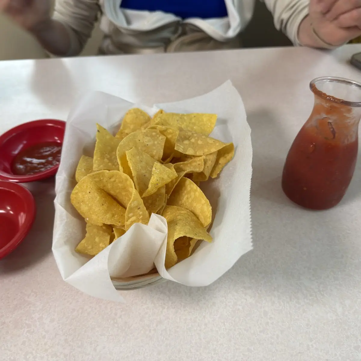 L Chips Salsa